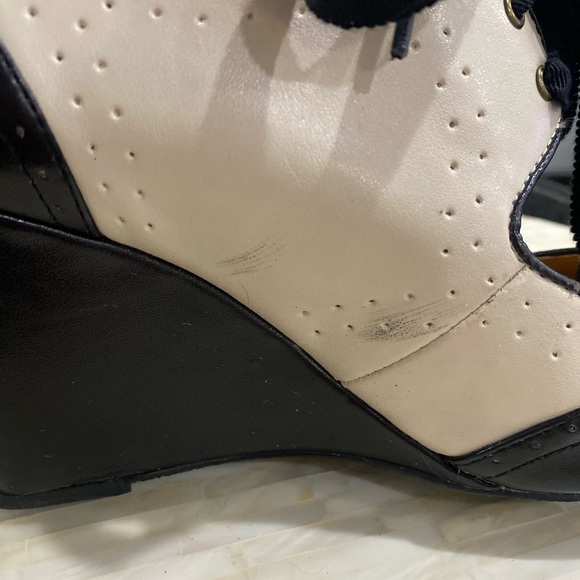 Crown Vintage Delight Two-Tone Wedge Heels - Picture 7 of 8